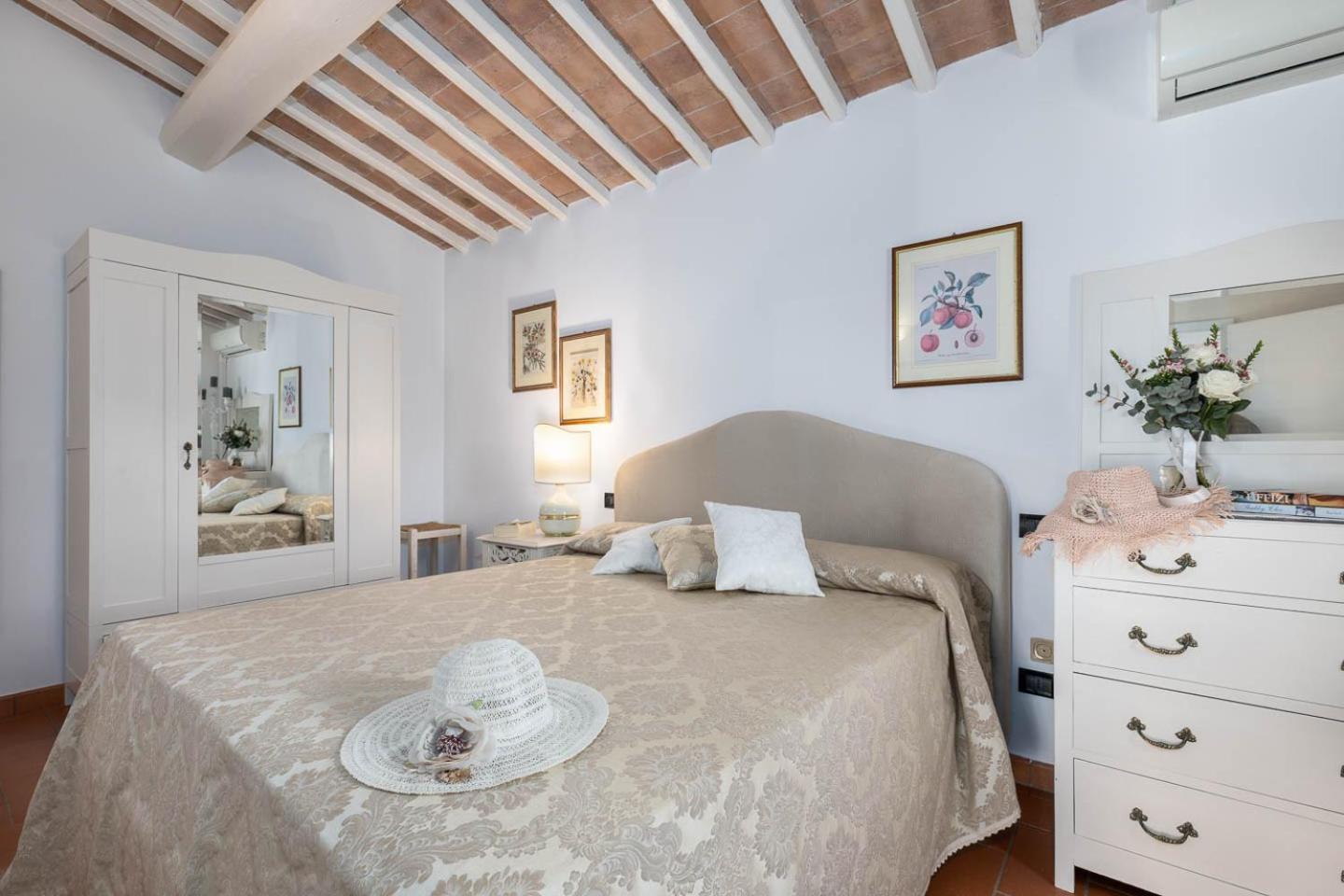 Relais Antico Borgo San Lorenzo Poggibonsi Buitenkant foto